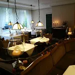 Egge Wirt 酒店 巴特德里堡